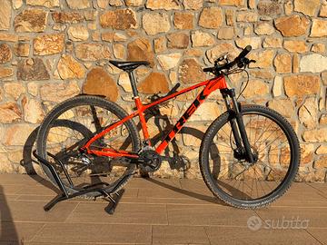 TREK Marlin 7