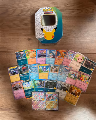 Lotto carte pokemon 30esimo anniversario e tin