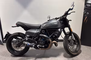 Ducati Scrambler 800 NIGHTSHIFT