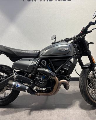 Ducati Scrambler 800 NIGHTSHIFT