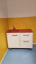 Lavandino per studio medico in vetro colorato