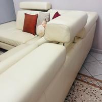 Divano angolare in pelle