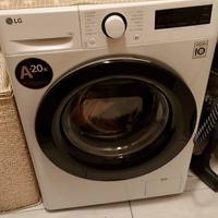 Lavatrice LG F4R3013NSWB 13kg