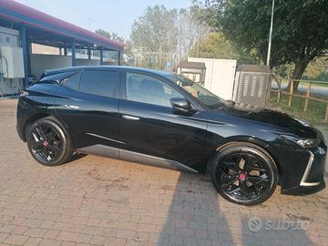 DS 4 PERFORMANCE LINE CLASS 