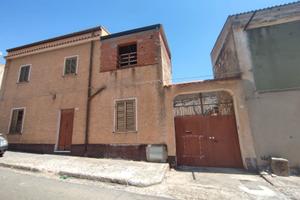 Villacidro - Indipendente su due livelli