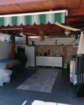 ARDEA BILOCALE ARREDATO CON GIARDINO PRIVATo