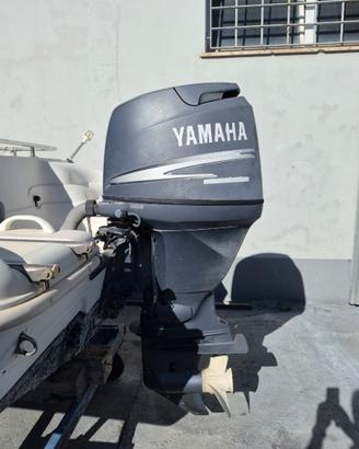 FUORIBORDO YAMAHA 100CV 4 TEMPI