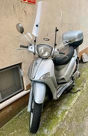 Liberty piaggio 200 cc 2004 argento