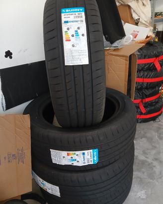 4 estive 225 55 18