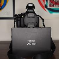 Fuji X-S1 Bridge Superzoom