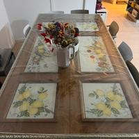 Tavolo di legno massello