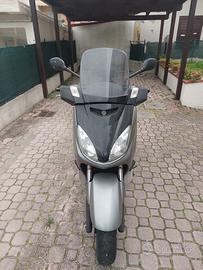 Yamaha X-max 250