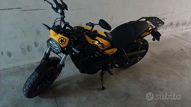 Royal Enfield Guerrilla 450