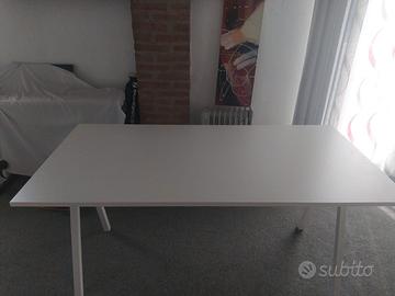 Scrivania 