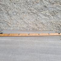 Appendi abiti metro sarta attaccapanni anonimi