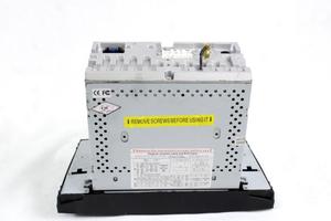 AUTORADIO CON SISTEMA DI NAVIGAZIONE SATELLITARE A