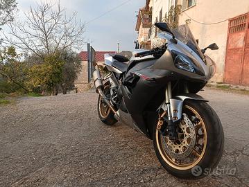 Yamaha yzf R1 iniezione ASI 