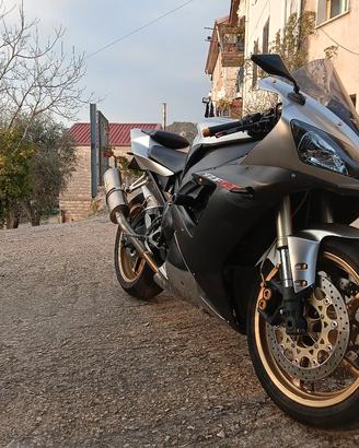 Yamaha yzf R1 iniezione ASI 