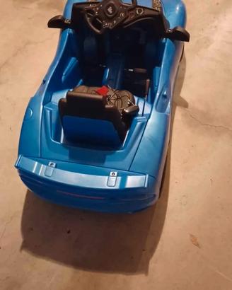 macchina elettrica e a pedali