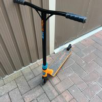 Monopattino Outrun freestyle