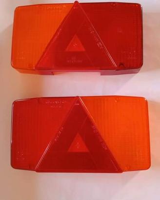 plastiche fanali  posteriori autocarro rimorchio