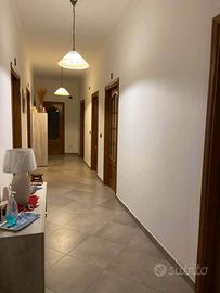 Camera con bagno privato e camera bagno condiviso