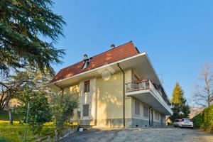 2 LOCALI A PECETTO TORINESE