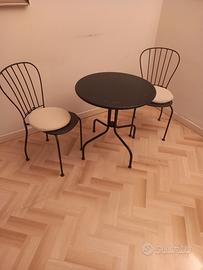set tavolo e due sedie ikea