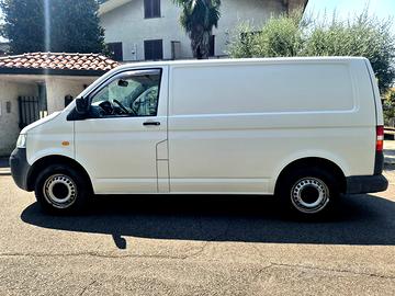 Furgone Volkswagen T5 2.5 TDI (2007)