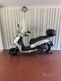 Kymco People S 300i