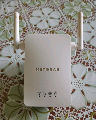 Ripetitore di segnale NETGEAR modello WN3000RP