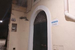 Privato Fitta-Vende locale 165 mq. Sasso Barisano