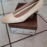 Vestito da sposa piu scarpe