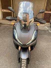 Honda adv 350