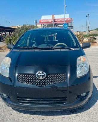 Toyota Yaris 1.4 D-4D 5P M-MT Navi (2008) 