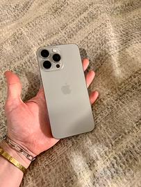 Iphone 15 Pro Max - 1 TB, + 6 cover