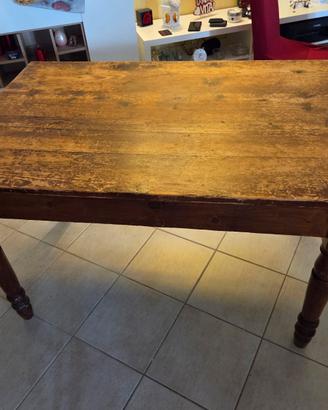 Tavolo da cucina in legno