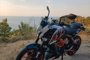 KTM DUKE 390