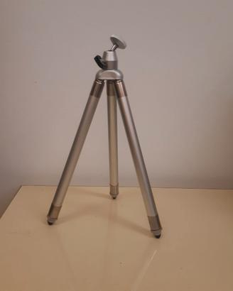 Treppiede telescopico