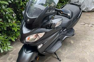 Suzuki Burgman 650 Executive Abs