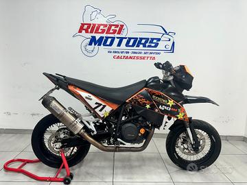 Ktm 690 SM finanziabile