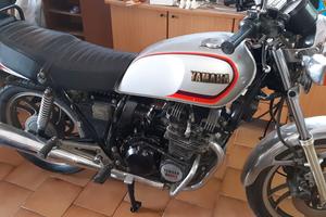 Yamaha XJ 550 - 1984