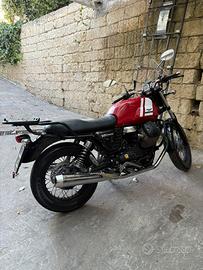 Moto Guzzi V7 II special