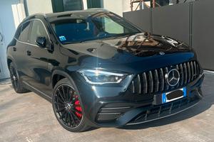 Mercedes-AMG GLA 35 4M