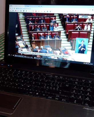 Laptop i5 4 core internet office TV completo acad