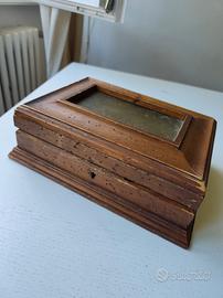 cofanetto antico in legno 26x18x9 
