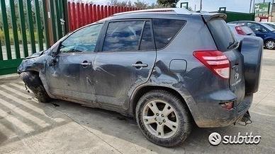 Ricambi toyota rav4 2.2 d4d 2009 2ADFTV