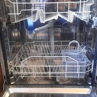 Ariston LFT 114/HA - Lavastoviglie da incasso.