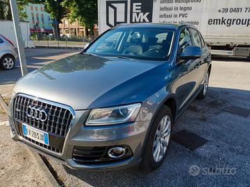 Audi Q5 2.0 tdi business 2014 