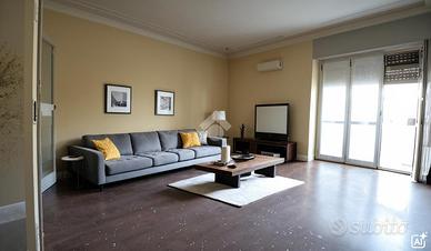 4 LOCALI A ROVERBELLA